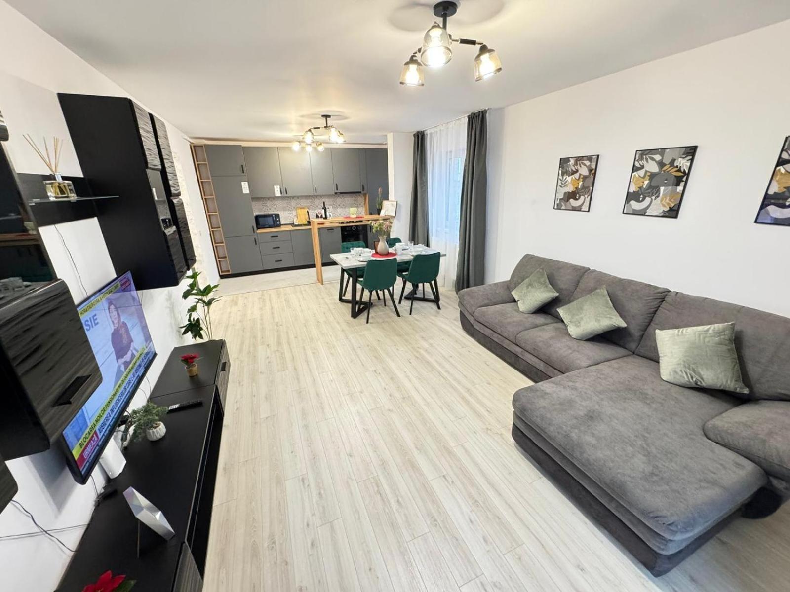 Apartament Luxury Glam Coresi Mall Area Brașov